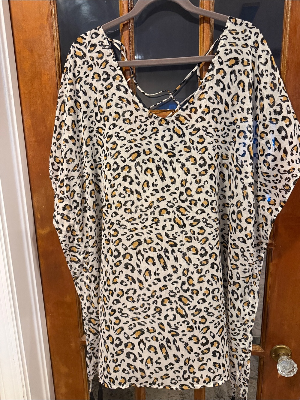 Leopard Print V-Neck Cover up in Cream and Gold size XL/XXL